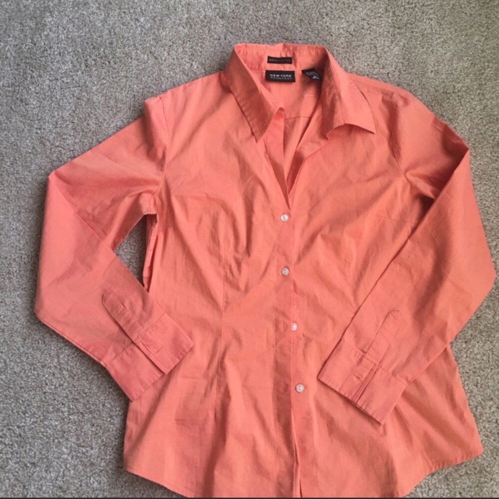 New York & Company button top